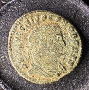 Roman AE3 Crispus, 317-326 AD