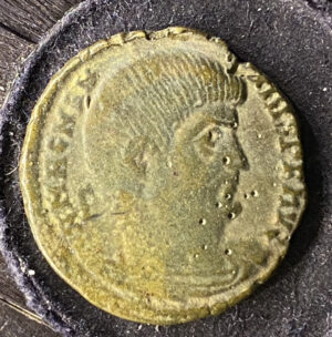 Roman AE3 Magnentius 350-353 AD