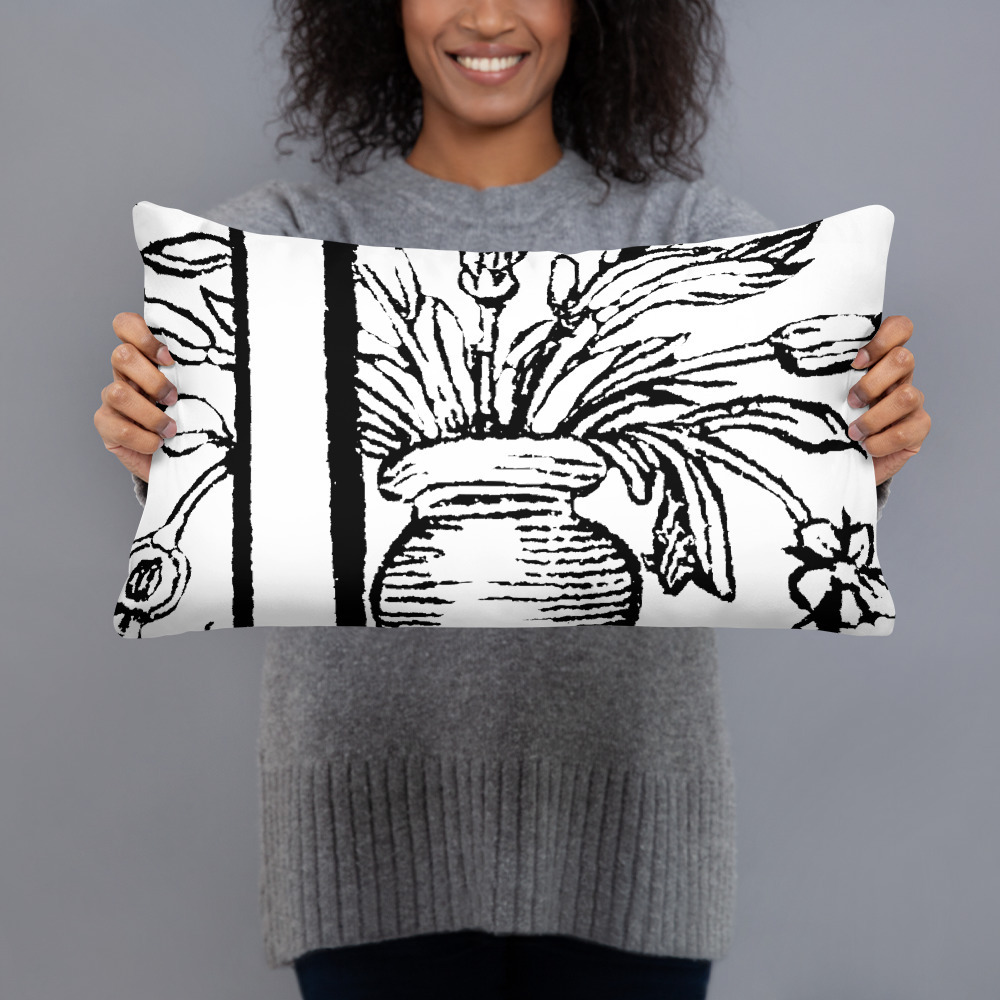 Basic Pillow - Antique initial letter L - Image 4